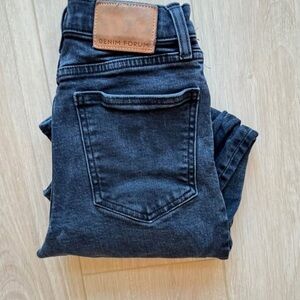 Denim Forum black Jeans
